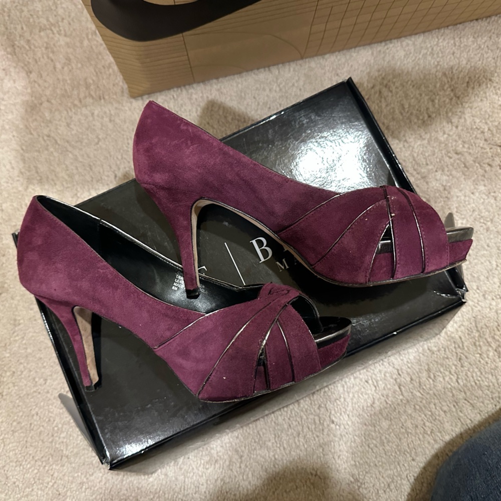 White House black market cherry velvet heels. Size 6